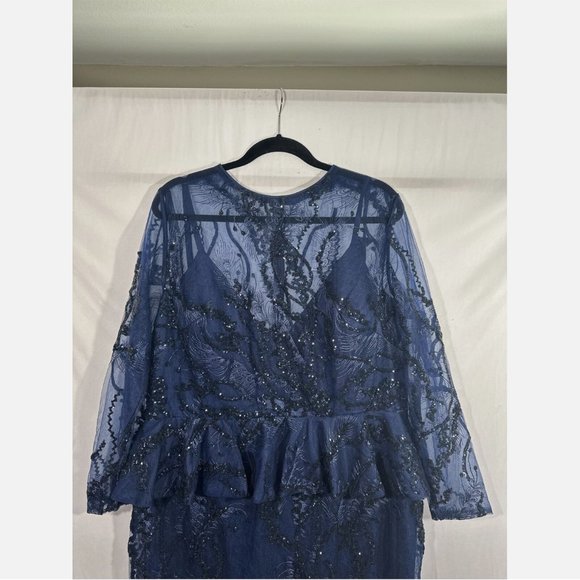 NWT $498 Mac Duggal [‎ PLUS 18W ] Embellished Peplum Midi Sheath Dress Blue - Picture 9 of 15